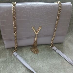 Crossi Lavender Lilac Croc Embossed V-Logo Crossbody Bag - Like New